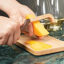 Mini Cutting Board & Cheese Slicer -WARCO SHOP detail1 hd 17
