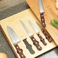 Two-in-One Cutting Board -WARCO SHOP detail1 hd 185