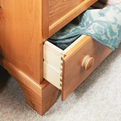 Shaker-Style Blanket Chest -WARCO SHOP detail1 hd 65