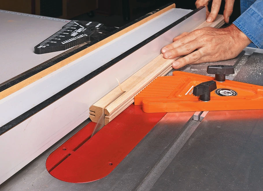 Lighted Display Cabinet 5 Lighted Display Cabinet - Image 3