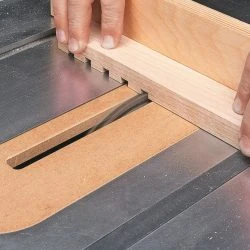 Traditional Oak Bookcase -WARCO SHOP detail2 hd 155