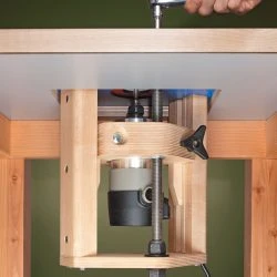 Router Jig: Router Lift